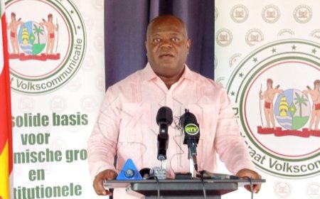 Bee: politiek heeft misbruik gemaakt van kwestie bezoldigde geestelijken