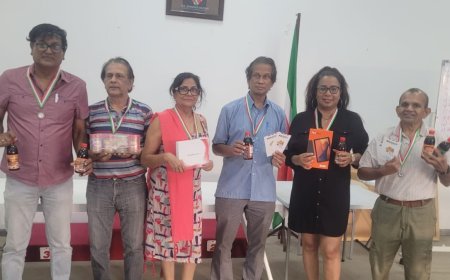 Kerst bridge parendrive Surinaamse Bridge Bond groot succes