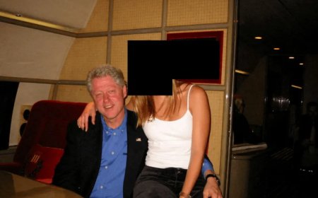 Bill Clinton te zien op veel Epstein-foto’s