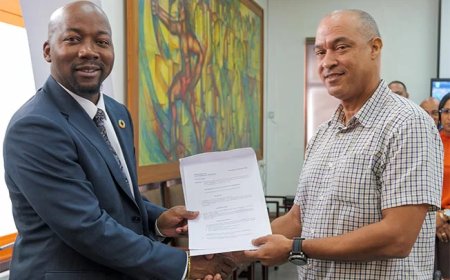 Linger president-commissaris EBS en Felicia Zerp CFO