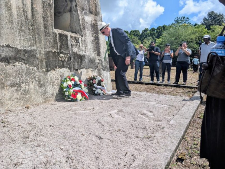 Negendertig jaar terug, 39 moorden in Moiwana