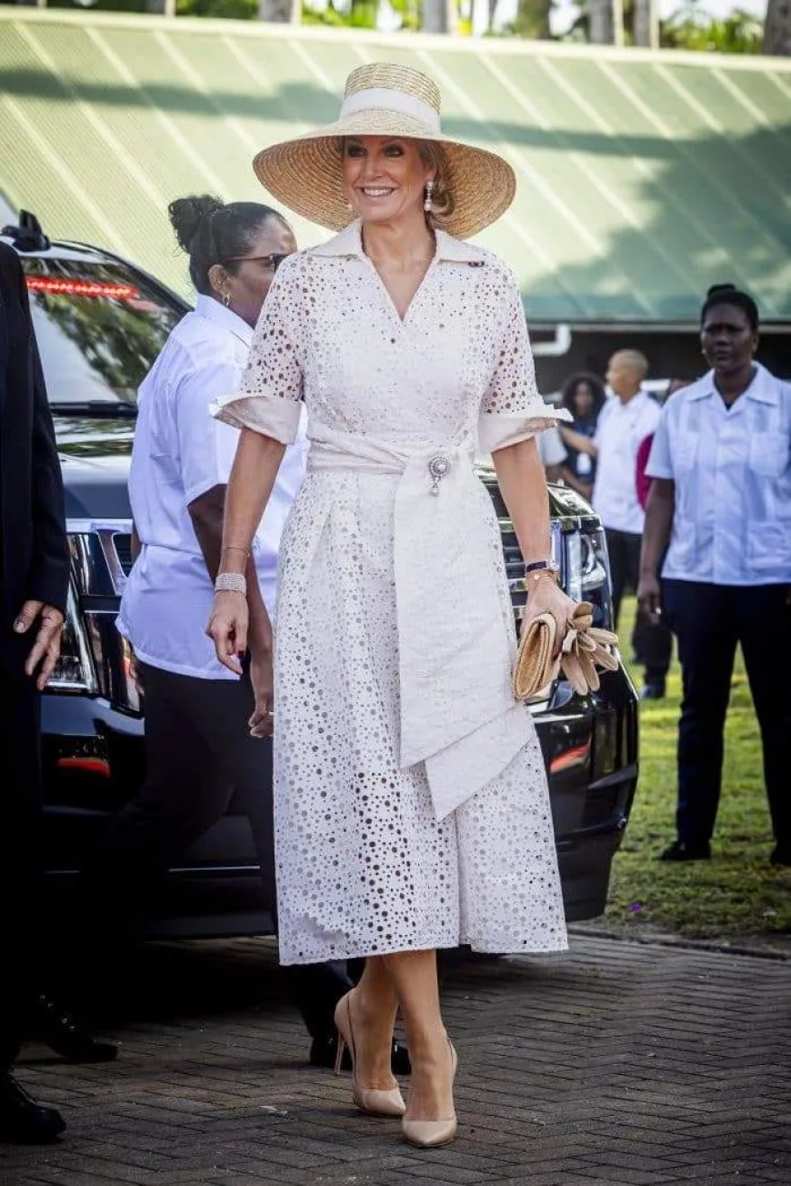 Máxima draagt nieuwe, witte outfit in Suriname