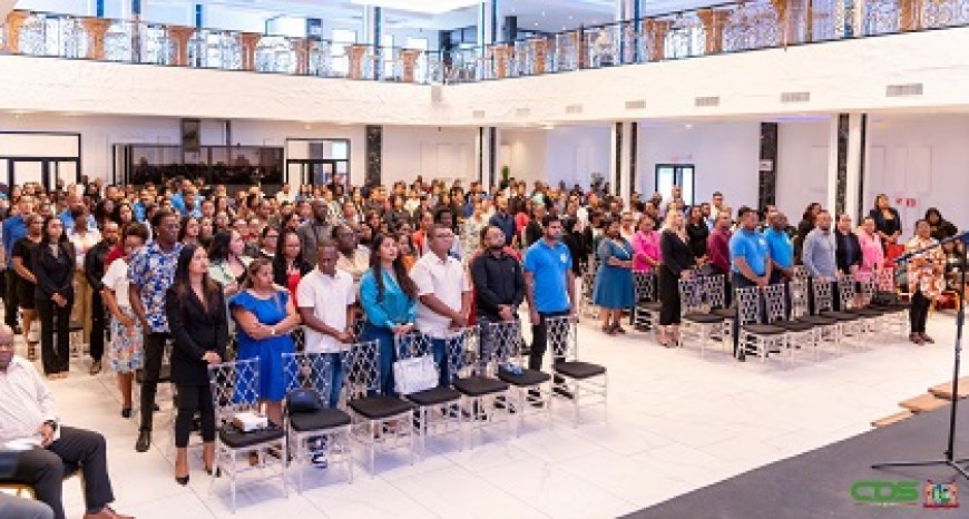 Ruim 260 ambtenaren BiZa leggen ambtseed af