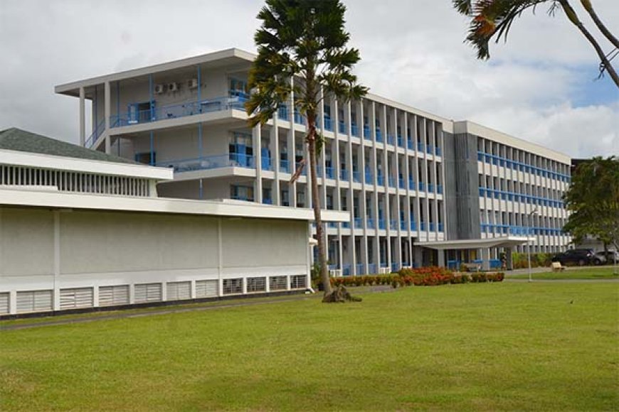 Diakonessenhuis viert 64 jaar ziekenhuiszorg in Suriname