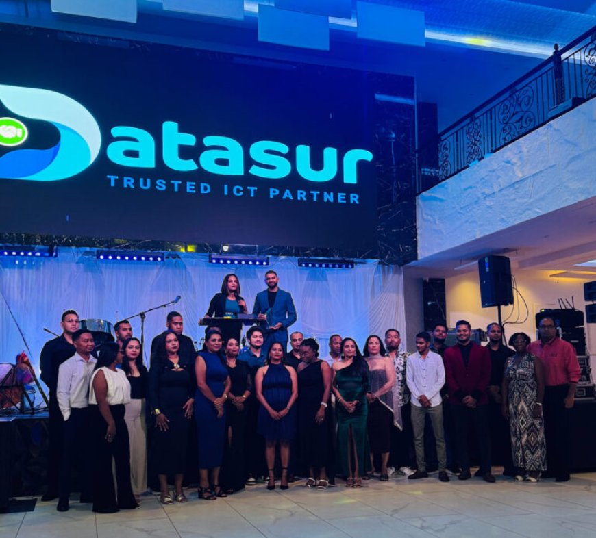 Datasur en CEO Ramlakhan krijgen onderscheiding als beste in regio