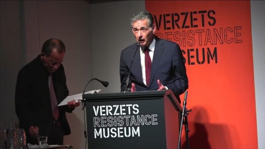 Advocaat Spong hekelt Surinaams OM tijdens herdenking Decembermoorden