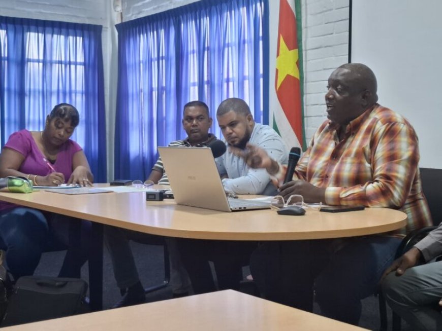 OW-vakbond ‘moe’ van houding minister Tsang