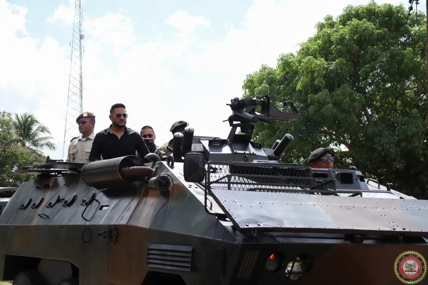 Minister Ramsaran prijst verbeteringen bij Landmacht, experts twijfelen aan realisme zonder b