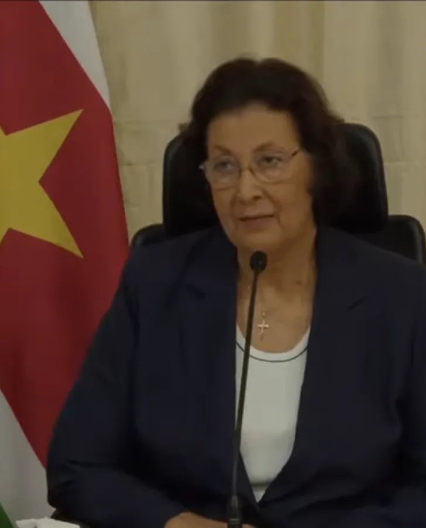 President verleent gratie aan gevangenen