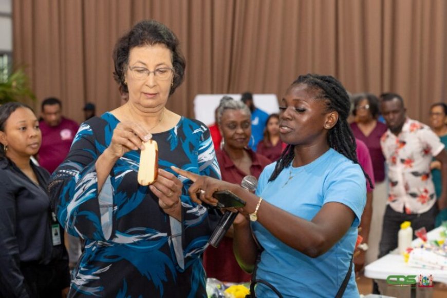 Jong ondernemerschap krijgt stimulans tijdens Ondernemerschap Beurs & Braderie
