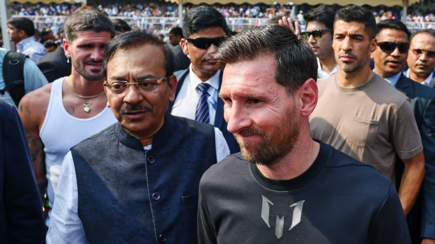 Bliksembezoek Messi aan India eindigt in woede en schade aan stadion