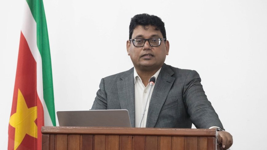 Gajadien: coalitie houdt initiatiefwet openbaarheid van bestuur tegen