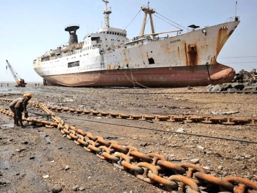 Alang in India, ’s werelds grootste scheepskerkhof, sterft uit