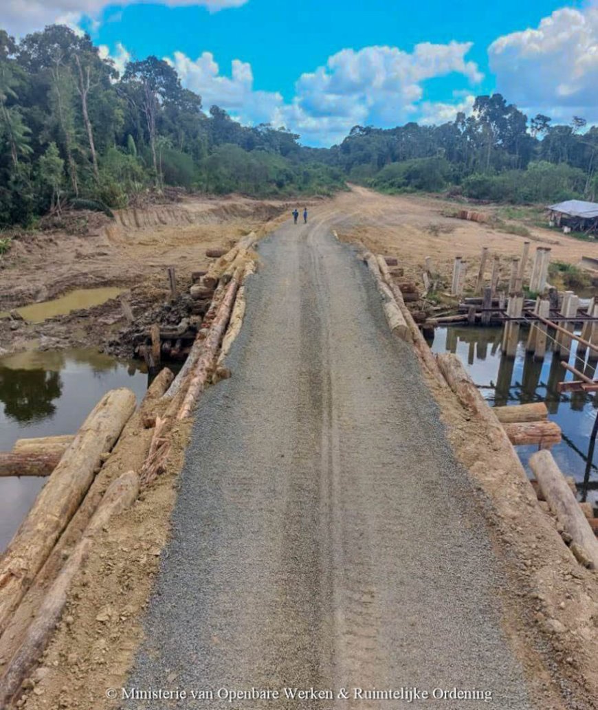 Noodbrug over Kaboeriekreek succesvol opgeleverd