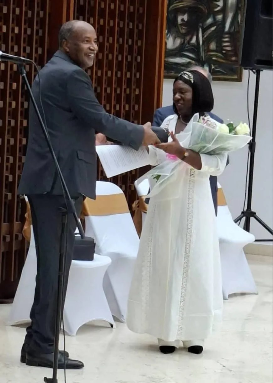 Ambassadeur Wendy Paulus-Aminta neemt afscheid van diplomatieke post in Havana