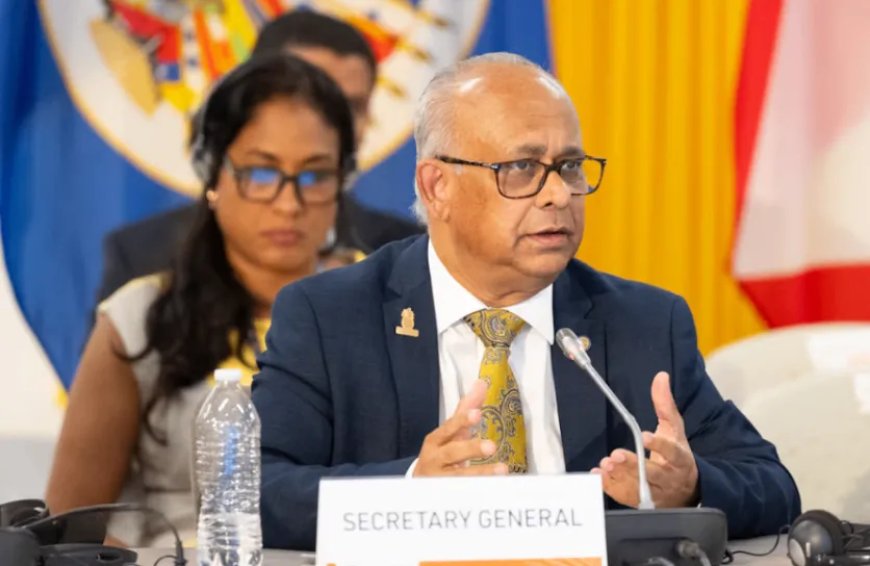 Spanning binnen OAS: secretaris-generaal Ramdin steunt adviseur Jessurun ondanks corruptiebes