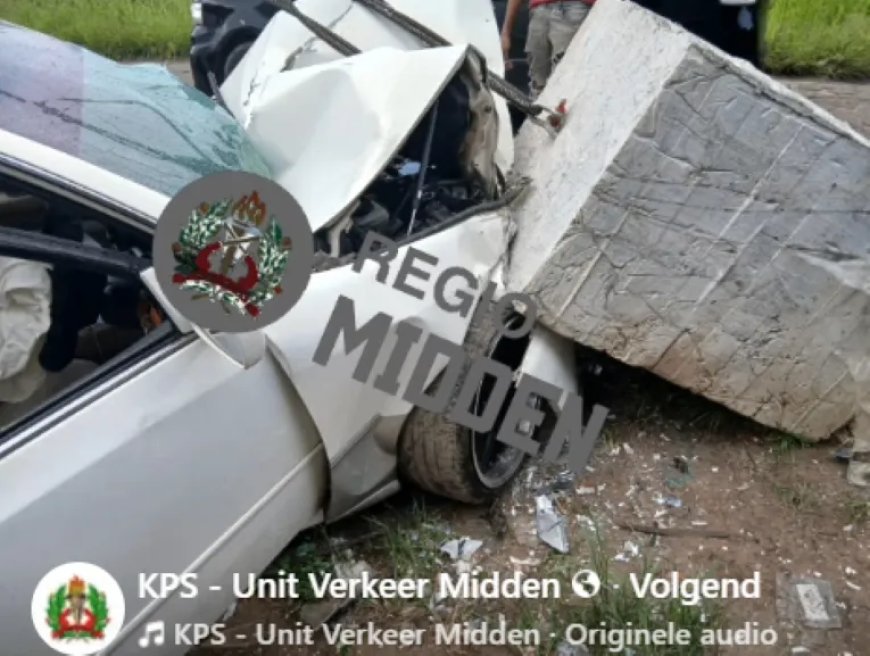 Auto met defecte remmen knalt tegen betonnen blok van EBS