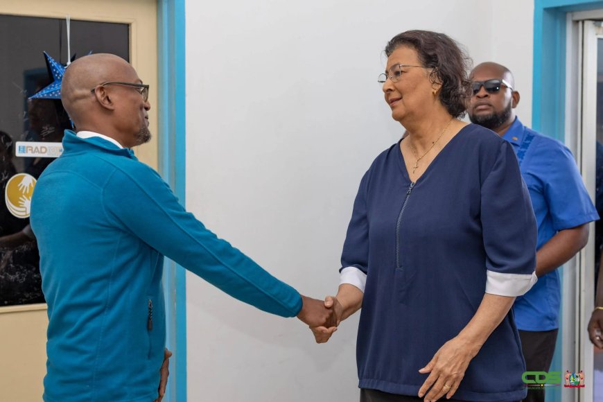 President Simons zet onderwijsreparatie voort in 2026