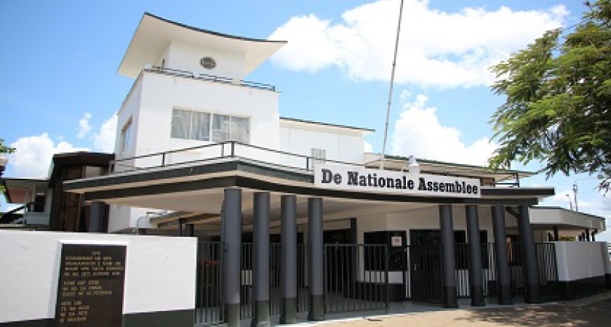 Parlement houdt laatste vergadering van 2025