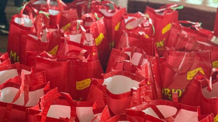 Stichting De Doorbraak verstrekt 50 kerstpakketten aan hulpbehoevenden