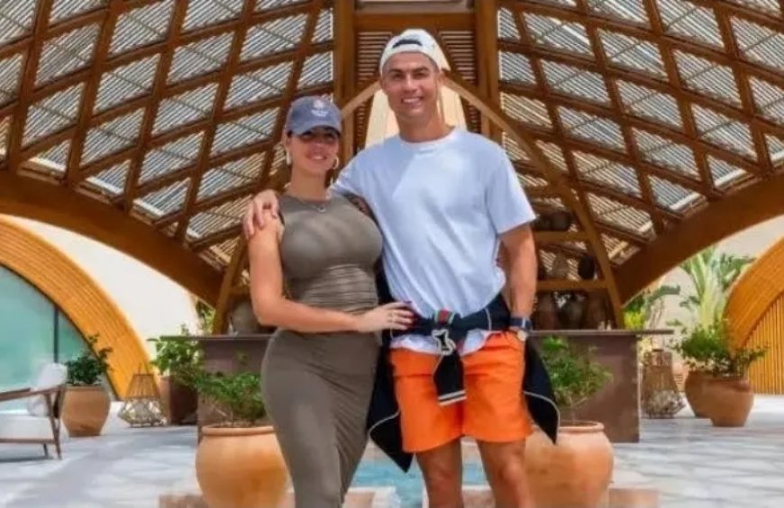 Cristiano Ronaldo koopt twee luxe villa’s op privé-eiland voor meer dan $9 miljoen