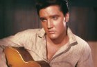 Weetje van de dag – Vandaag in 1946: Elvis Presley krijgt zijn eerste gitaar