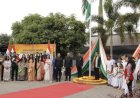 India viert 77e Dag van de Republiek in Paramaribo met ceremonie en culturele optredens