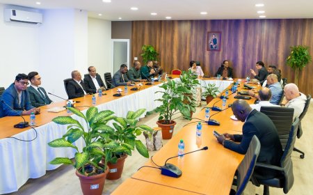 President Simons roept ministers en veiligheidsdiensten bijeen over Venezuela-crisis