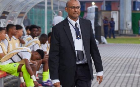 Nagessersing betwist rechtmatigheid ontslagbrief SVB, eist intrekking en schikking