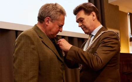 Koninklijke onderscheiding voor Jac Rinkes, ook van grote betekenis voor Suriname