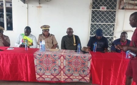 Granman Matawai belooft aanpak onvrede goudzoekers na krutu Boven-Saramacca