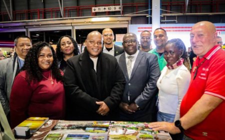 Minister Landveld: Website is goed, maar persoonlijk contact nog gewenst