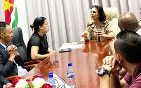 Indiaseschenking maakt renovatie sportaccommodaties in Nickerie mogelijk