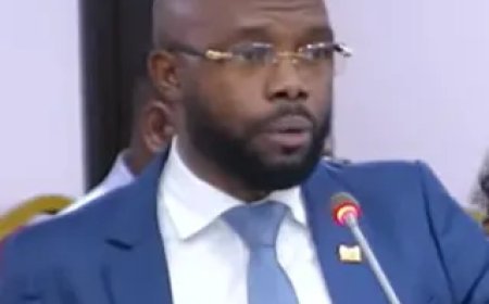 Arbeid-minister Misiekaba terughoudend over 12-urige werkdagenmultinationals