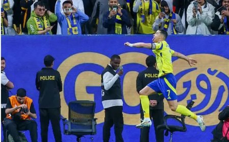 Ronaldo scoort 960e goal bij zege Al-Nassr