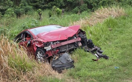 Dode en gewonde bij zware aanrijding op kruising Garnizoenspad–Tineweg