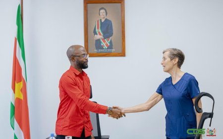 Minister Misiekaba installeert nieuwe commissie NGK