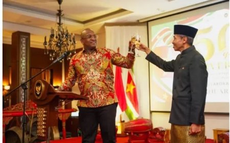 Verbonden, Samenwerkend, Welvarend: 50 jaar diplomatieke betrekkingen Indonesië–Suriname