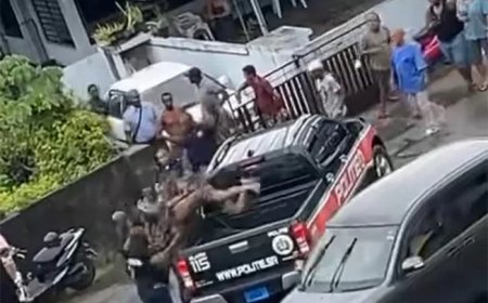 Jones uit zorgen over mishandeling verdachte; politie start intern onderzoek