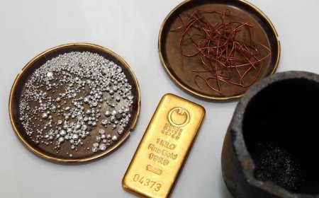 Goud, zilver en koper kelderen na winstnemingen en stabilisatie dollar
