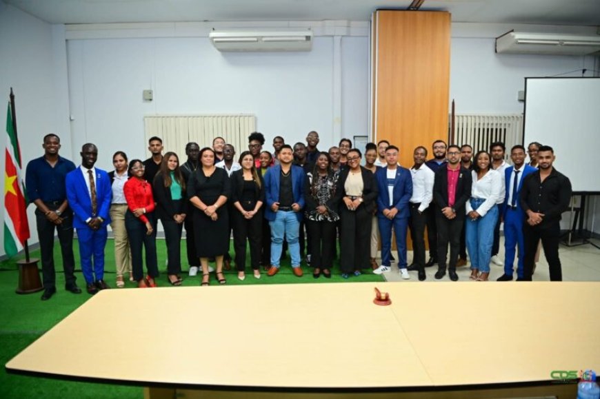 Jeugdraad Suriname blikt terug op 2025 en geeft inkijk in 2026: Teruggaan naar Jeugdparlement