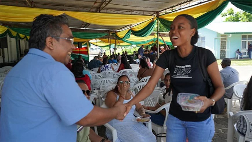 Na jaren weer proefzending fruit en gewassen naar Frans-Guyana