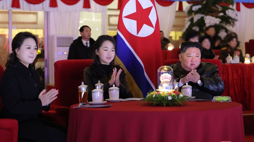 Tienerdochter Kim Jong-un lijkt te worden klaargestoomd als ‘troonopvolger’