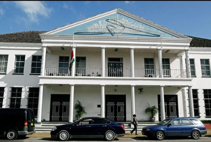 Economie krabbelde op in 2023, inflatie daalde langzaam