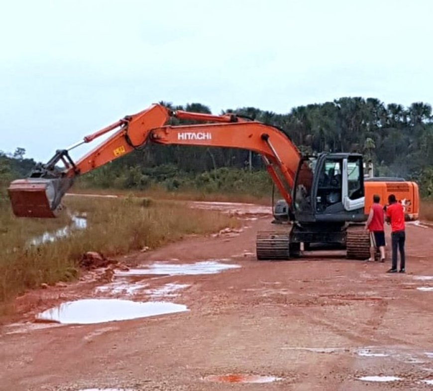 GRAAIEN IN WEST-SURINAME