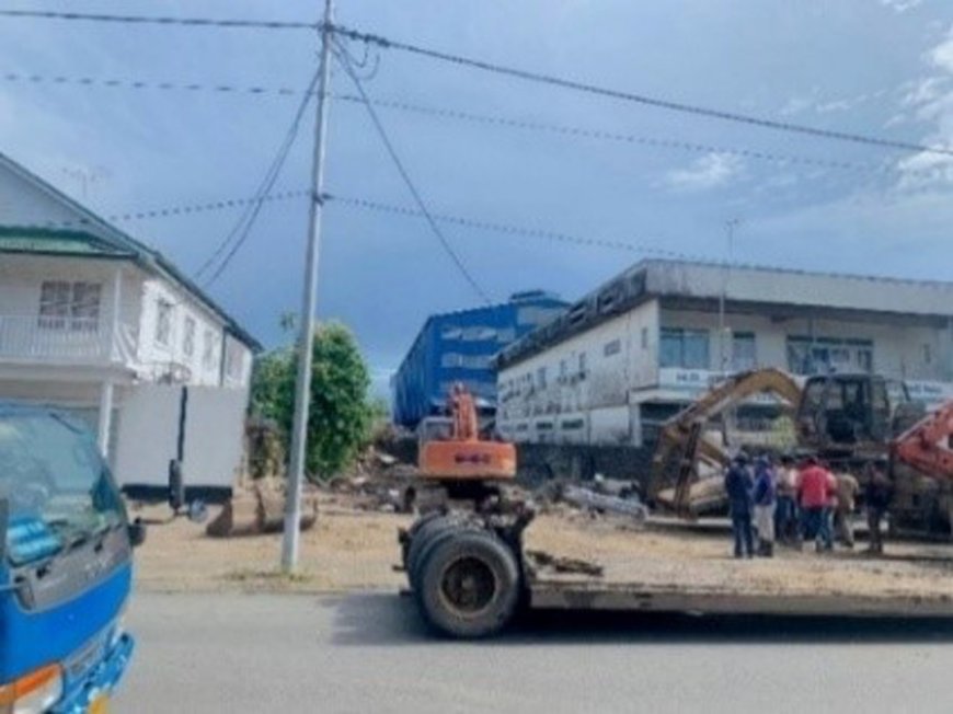 Rechter wijst vorderingen Karin Refos af