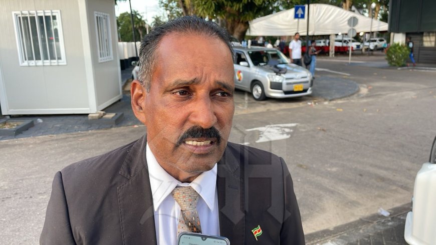 Jogi ziet scheurtjes in coalitie