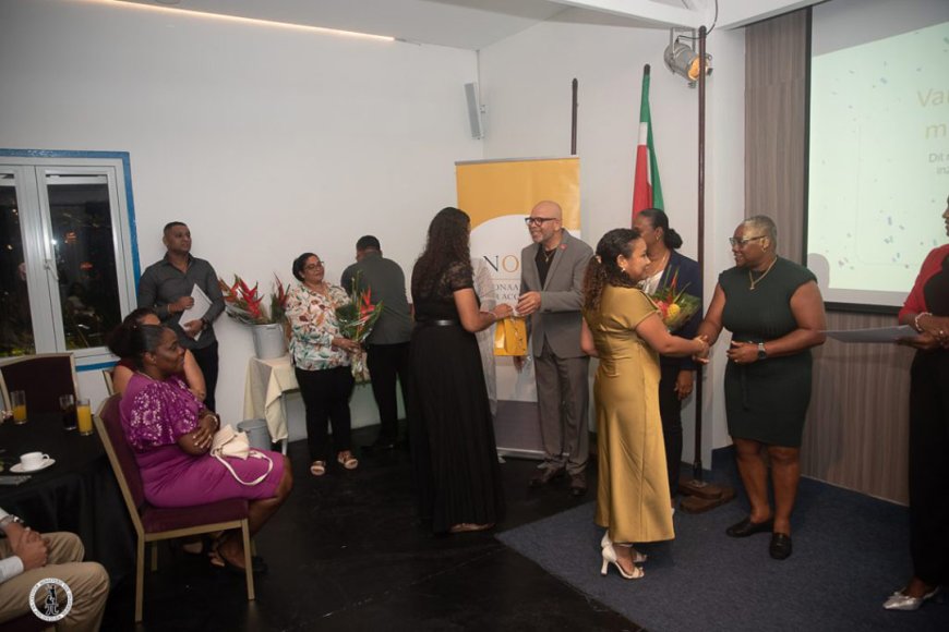 NOVA accrediteert negen opleidingen