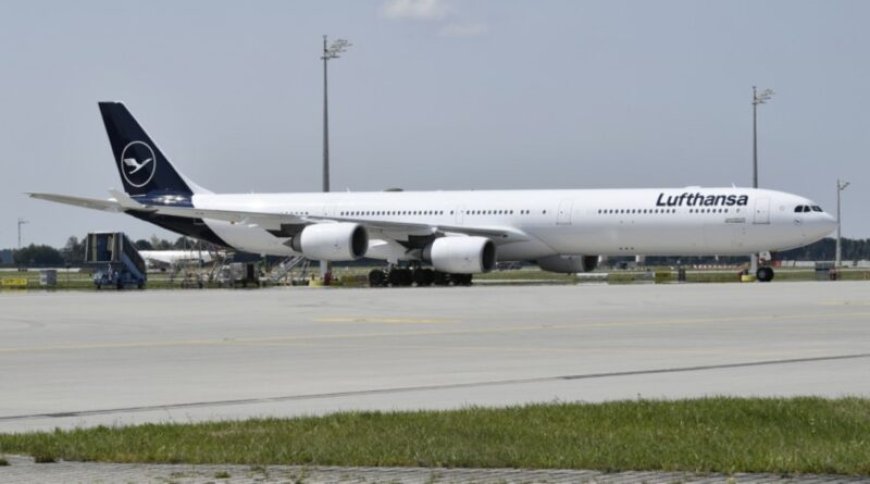 SLM stapt over op A340-600 van Lufthansa