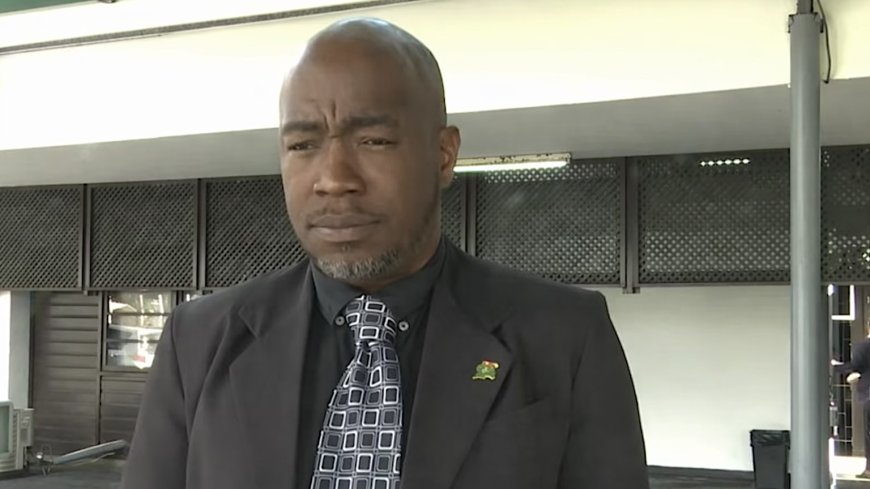 Van Samson: initiatiefwet over quorum is “politiek steekspel” en strijdig met democratie